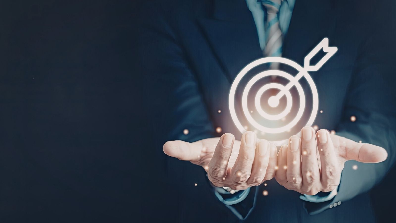 Sales Performance & Target Achievement